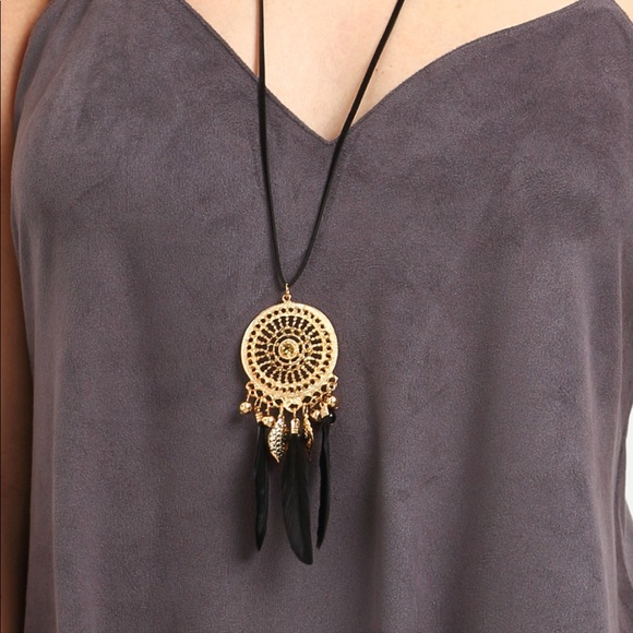 NEW Dreamcatcher Boho Chic Black & Gold Necklace NWT - Picture 2 of 12